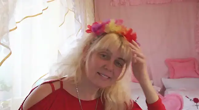 SunnySylvia online show from 02-06-25, 04:25