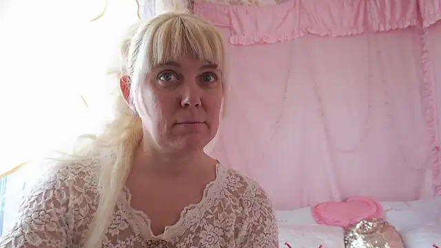 SunnySylvia online show from 01-19-26, 08:29