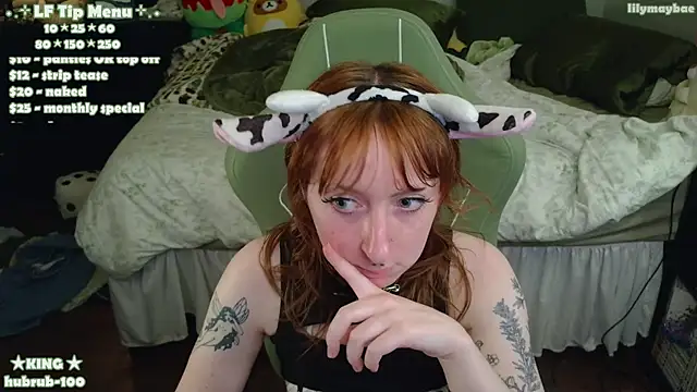 Snapshot of LilyMayBae chatting on 03-21-26, 02:27 LilyMayBae online show from 03-21-26, 02:27