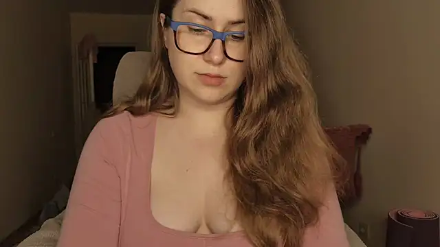 Snapshot of SeasonalSomeone chatting on 07-19-26, 10:46 SeasonalSomeone online show from 07-19-26, 10:46