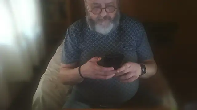 Snapshot of Koldo70 chatting on 06-16-26, 11:24 Koldo70 online show from 06-16-26, 11:24