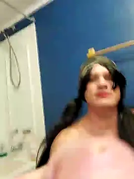 MaddyC6992 online show from 12-30-24, 09:27