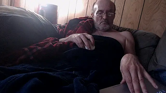 snickers1 online show from 04-08-26, 02:06