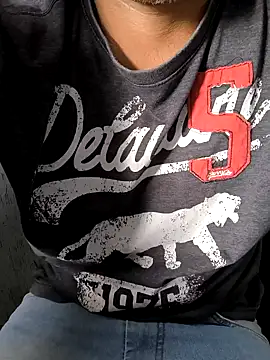 Leo Big online show from 02-03-25, 05:24