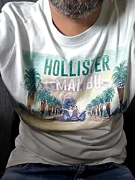 Leo Big online show from 10-14-25, 11:33