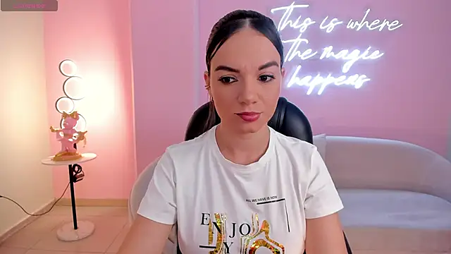 MorganHicks online show from 02-19-25, 05:38