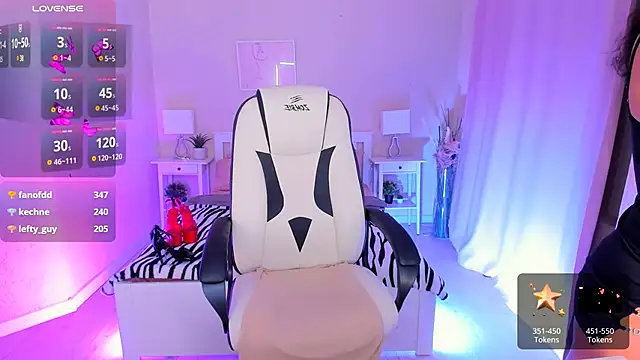 HelenaRegal online show from 02-01-25, 05:47