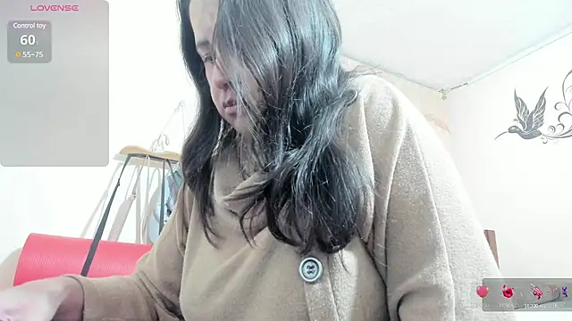 Snapshot of latinfemale chatting on 01-22-25, 01:20 latinfemale online show from 01-22-25, 01:20