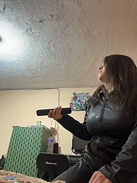 latinfemale online show from 11-05-25, 05:46