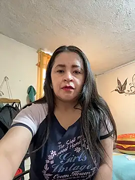 Snapshot of latinfemale chatting on 07-16-26, 09:32 latinfemale online show from 07-16-26, 09:32