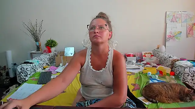 IamYourNarcotic online show from 09-08-25, 03:22