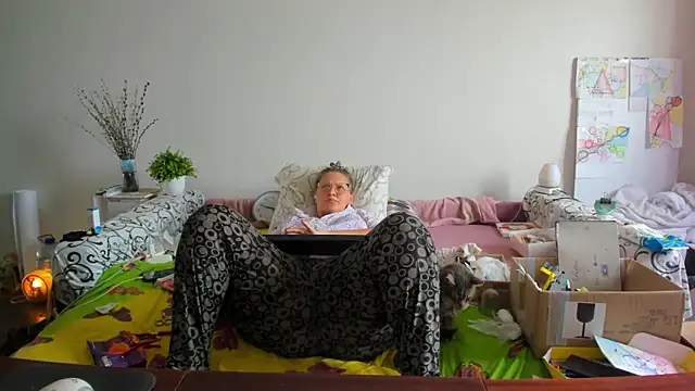 IamYourNarcotic online show from 10-24-25, 07:27