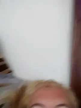 Snapshot of Mllesha74000 chatting on 09-10-25, 02:50 Mllesha74000 online show from 09-10-25, 02:50