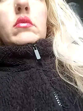 Mllesha74000 online show from 11-10-25, 03:11