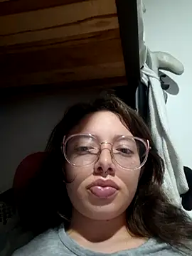 linda-schmidt online show from 12-23-25, 03:15