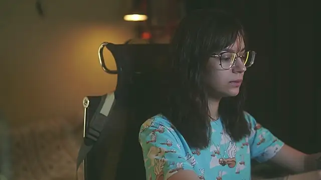 alyssa sweet online show from 10-16-25, 04:57