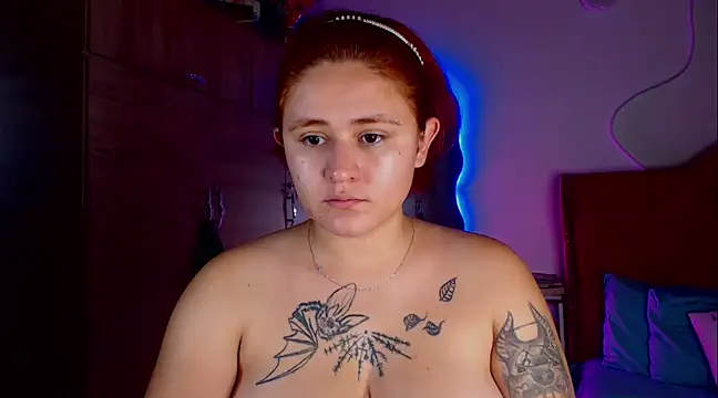 Snapshot of laurabeck chatting on 12-06-24, 08:29 laurabeck online show from 12-06-24, 08:29