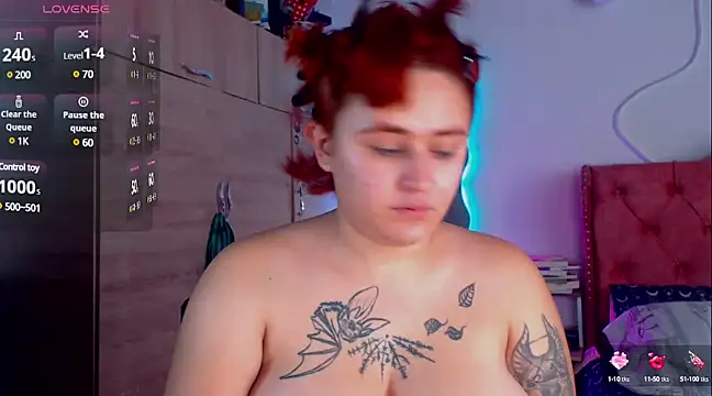 Snapshot of laurabeck chatting on 01-10-25, 09:31 laurabeck online show from 01-10-25, 09:31