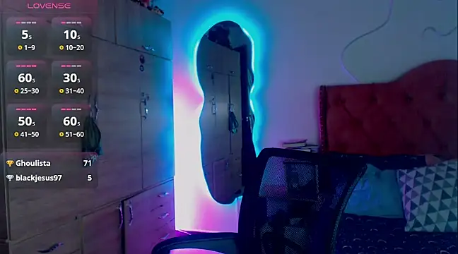 Snapshot of laurabeck chatting on 01-14-25, 09:51 laurabeck online show from 01-14-25, 09:51