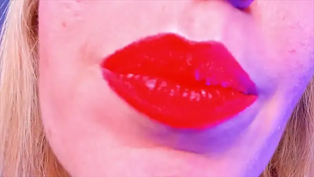 HotTiffani online show from 02-04-26, 09:15