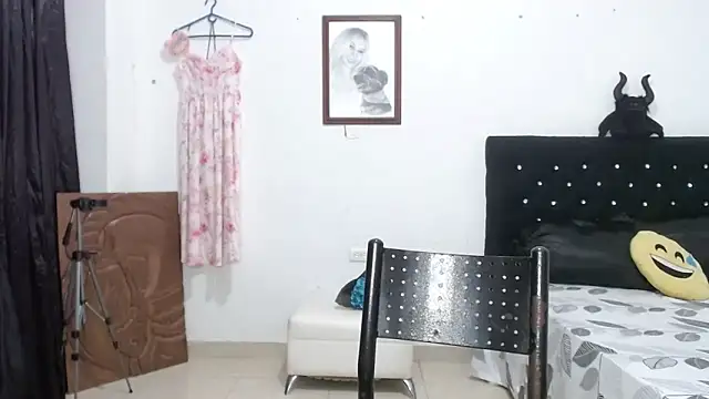 venuz mendoza20 online show from 04-14-26, 01:28