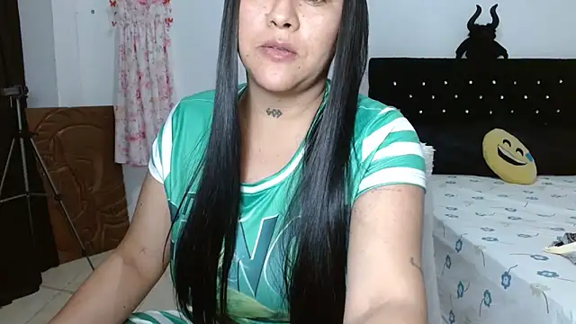 venuz mendoza20 online show from 05-23-26, 01:04