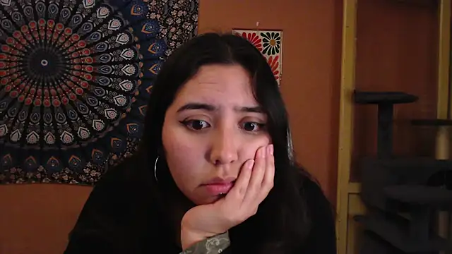 Snapshot of IntimateTales chatting on 12-12-24, 08:32 IntimateTales online show from 12-12-24, 08:32