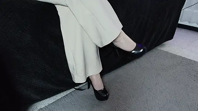  Jade 16 online show from 02-07-26, 11:47