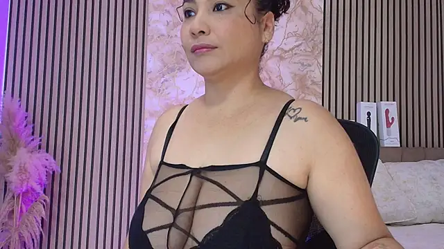 JuliRamirez online show from 09-12-25, 12:16