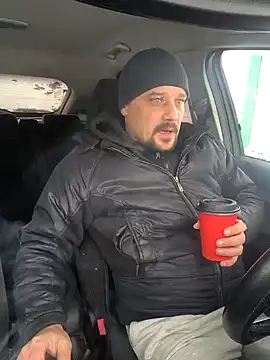 Snapshot of DanielOhCool chatting on 12-06-24, 11:33 DanielOhCool online show from 12-06-24, 11:33