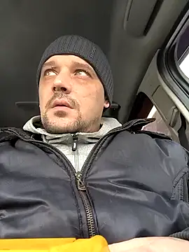 Snapshot of DanielOhCool chatting on 01-13-25, 10:14 DanielOhCool online show from 01-13-25, 10:14