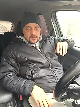 Snapshot of DanielOhCool chatting on 01-29-25, 12:24 DanielOhCool online show from 01-29-25, 12:24