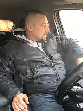 Snapshot of DanielOhCool chatting on 02-13-25, 11:28 DanielOhCool online show from 02-13-25, 11:28