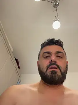 ChiIul11 online show from 04-02-26, 09:12