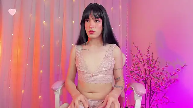 rosseblondee online show from 11-04-25, 09:36