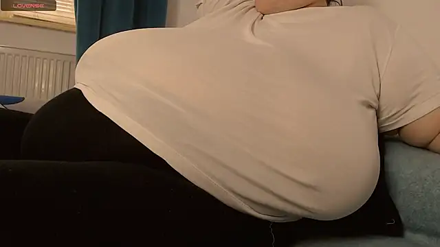 SenzualHotM online show from 02-20-25, 12:15