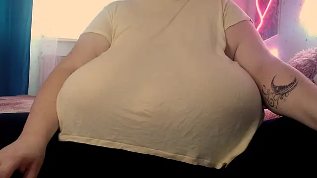 SenzualHotM online show from 03-08-25, 11:16