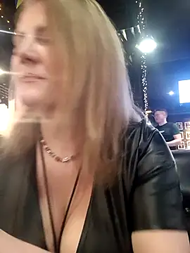 LizaCakes online show from 03-06-25, 03:35