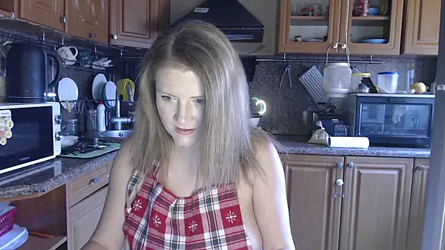 LizaCakes online show from 03-18-25, 11:08