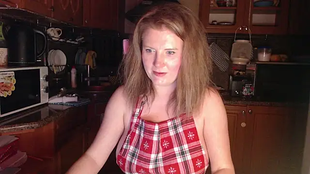 LizaCakes online show from 03-18-25, 05:21