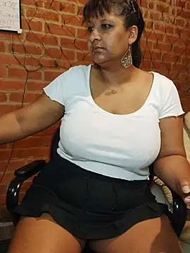 Lilybanx online show from 07-07-26, 10:30