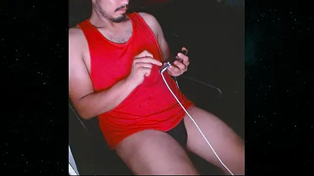 SiulJm online show from 06-12-26, 07:18