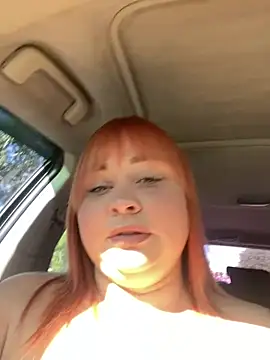 Snapshot of Model9798 chatting on 06-19-26, 05:45 Model9798 online show from 06-19-26, 05:45