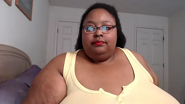 Loves Aura online show from 12-27-24, 01:22