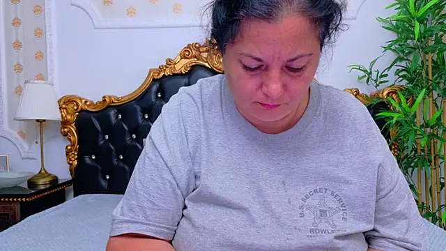 Snapshot of AleshaArabian chatting on 06-16-26, 01:08 AleshaArabian online show from 06-16-26, 01:08