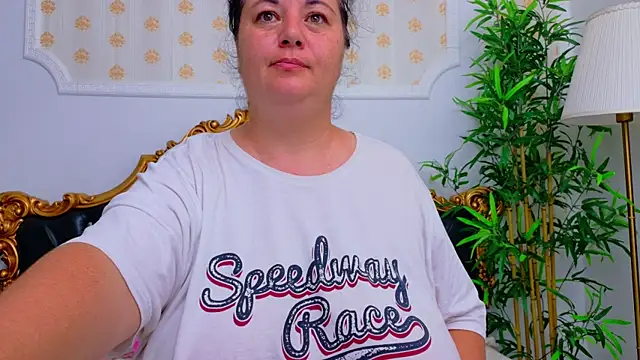 AleshaArabian online show from 07-16-26, 08:04
