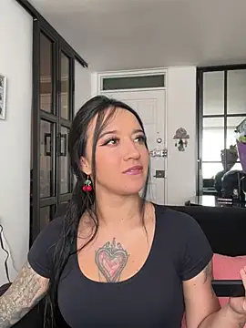 EmmyEvans1 online show from 03-02-25, 06:40