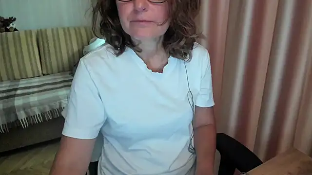 lauraoven online show from 07-24-26, 07:17