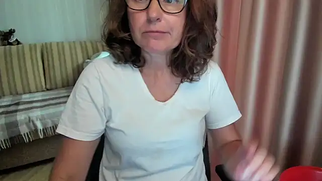 lauraoven online show from 08-01-26, 09:52