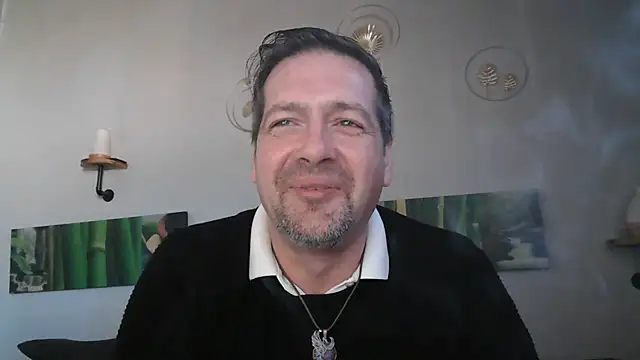 matrikes1 online show from 12-26-24, 11:10